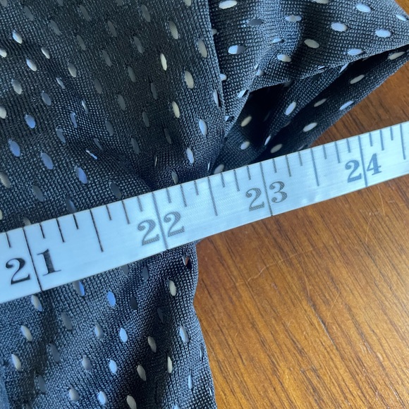 Black Nike windbreaker jacket! Light weight! - Picture 6 of 7